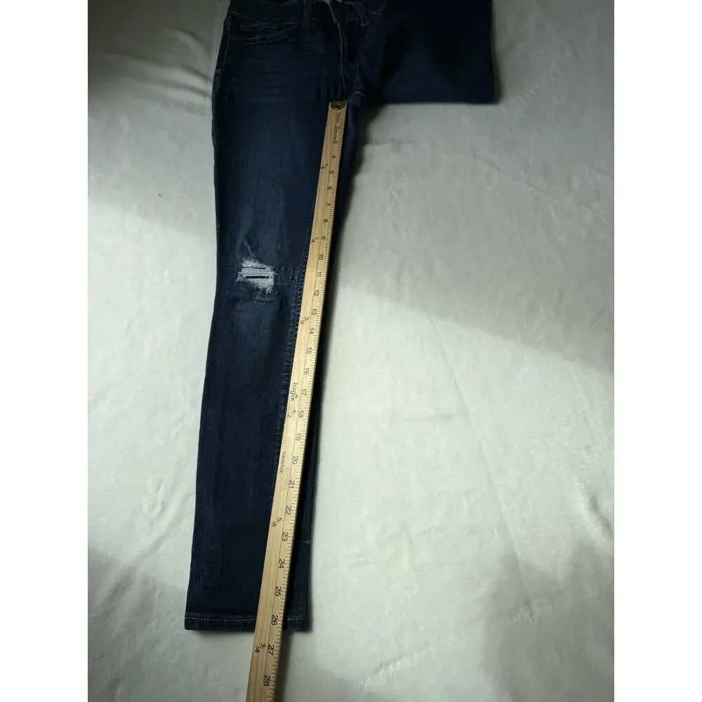 Time And Tru Cotton Skinny Junior Women's Size 6‎ Distressed Blue Jeans